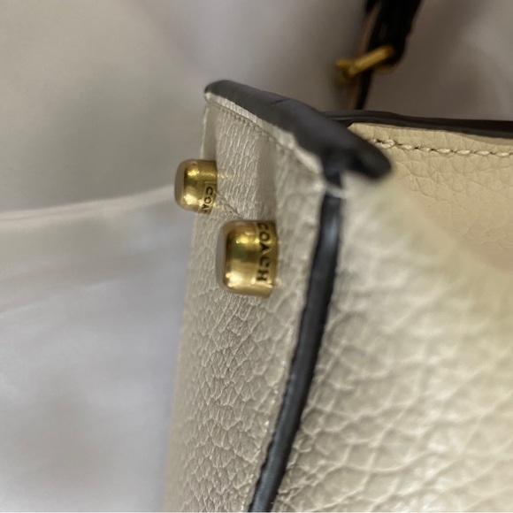 Elegant Cream Leather Tote Bag